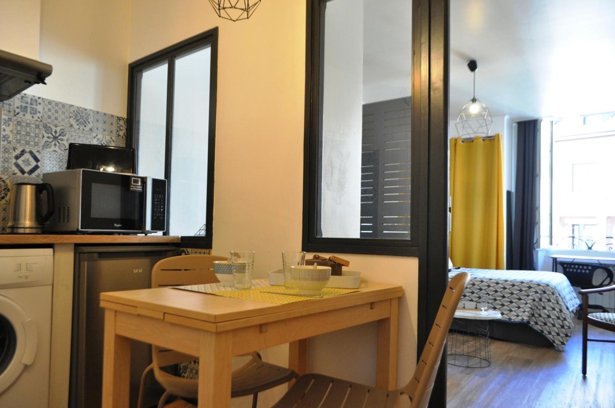 Appartements Epicurieux Hyper Centre Ville, Calme - Sejouraixlesbains Екс-ле-Бен Номер фото